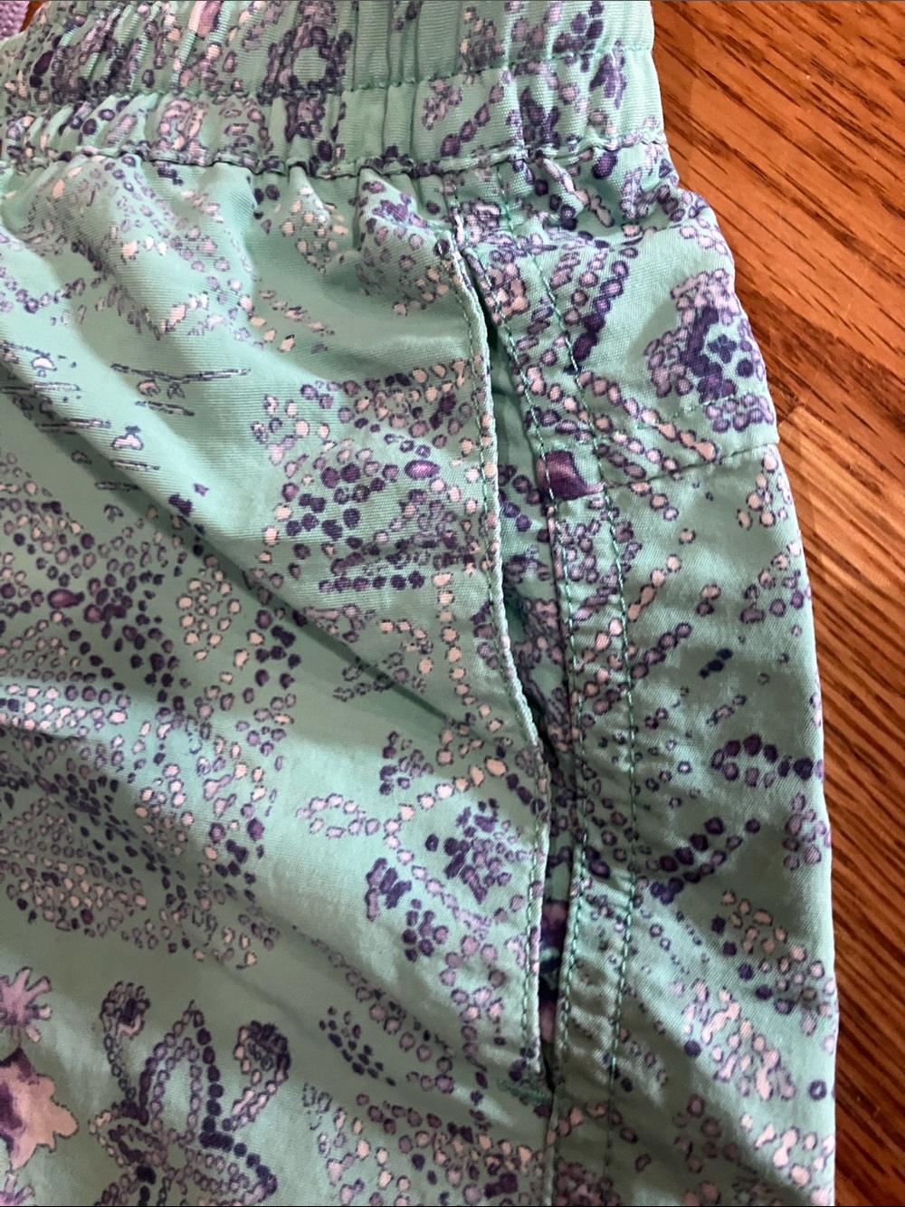 Patagonia Mint Floral Shorts with Light Mint Ribbed Crop Top Sz 12 EUC - Picture 5 of 8